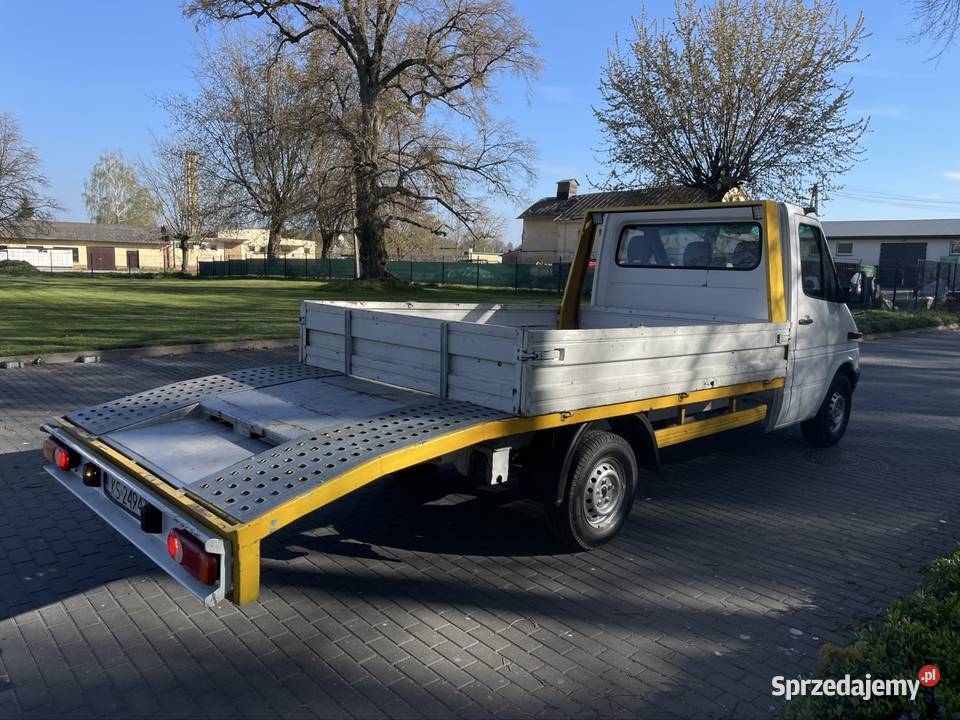 Mercedes Sprinter 311 cdi 22 109 laweta skrzynia Rok produkcji 2000 Strzyżewice
