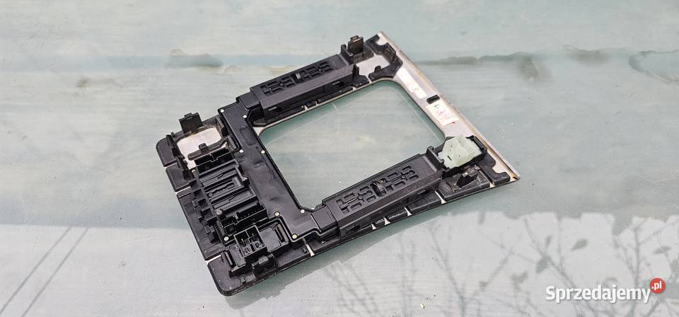 Ramka wybieraka elegance mercedes w210 Zbąszyń