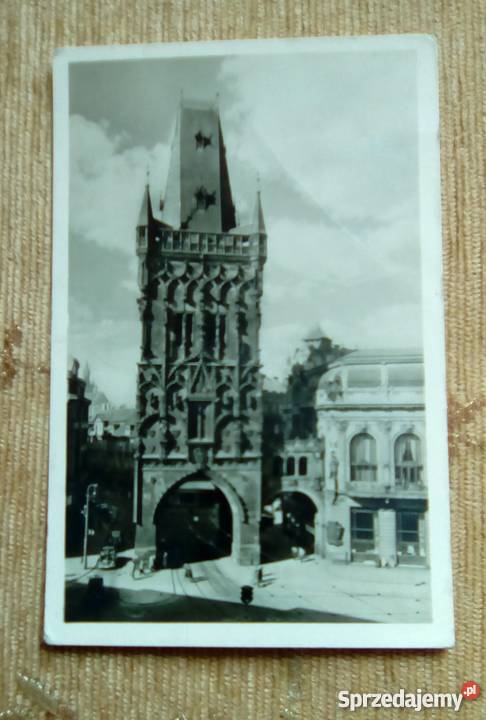 WIDOK NA BRAMĘ PROCHOWĄ W PRADZE sprzedam