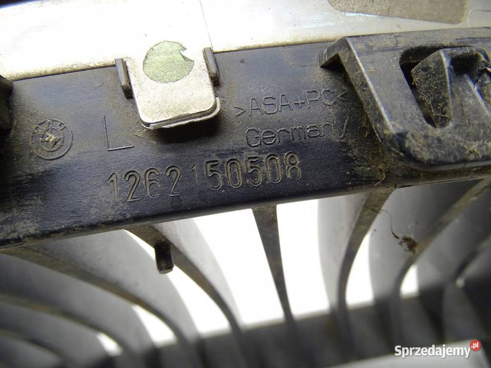 ATRAPA GRILL NERKA LEWA PRZÓD PRZEDNIA BMW E90 sprzedam