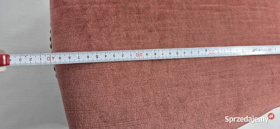 Stylowy Podnóżek Vintage Różowy Welur Drewno Biłgoraj