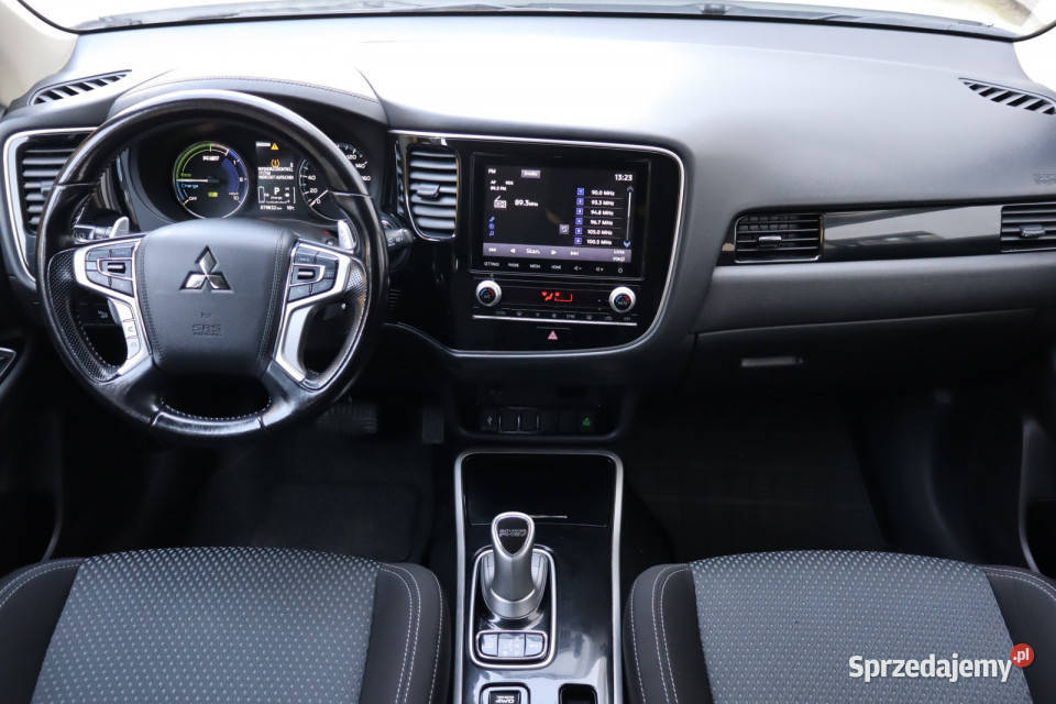 Mitsubishi Outlander 24 PHEV Zabrze