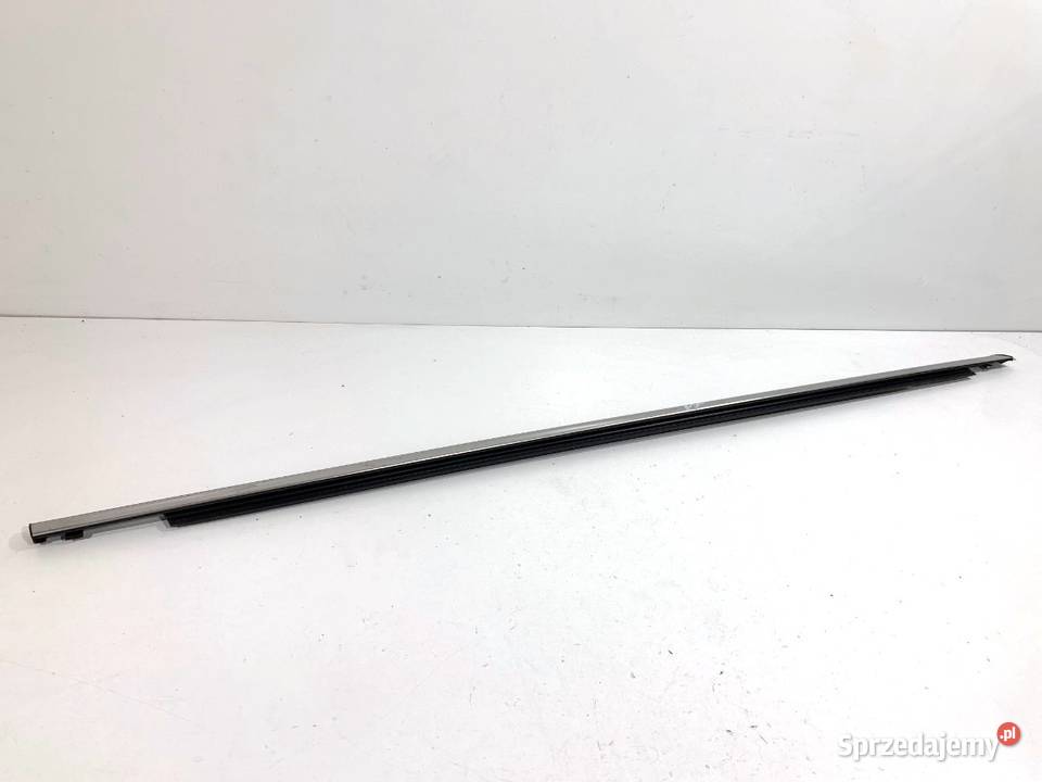 LISTWA ZGARNIAJĄCA PRZÓD PRAWY MINI CLUBMAN F54 Listwy podkarpackie sprzedam