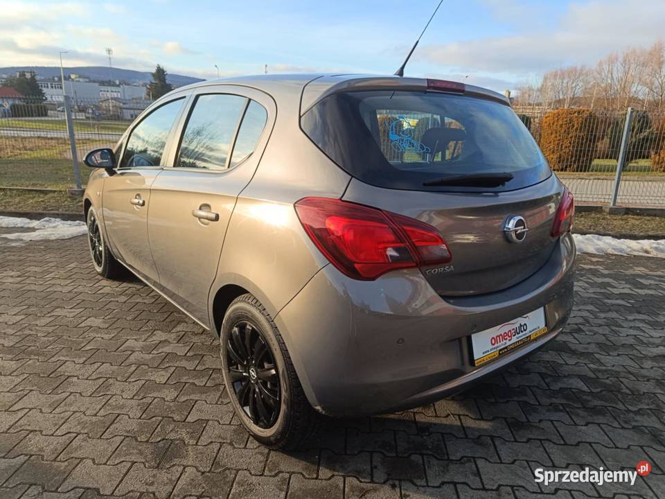 Opel Corsa E Hatchback 14 Twinport 90 2015 Sanok sprzedam