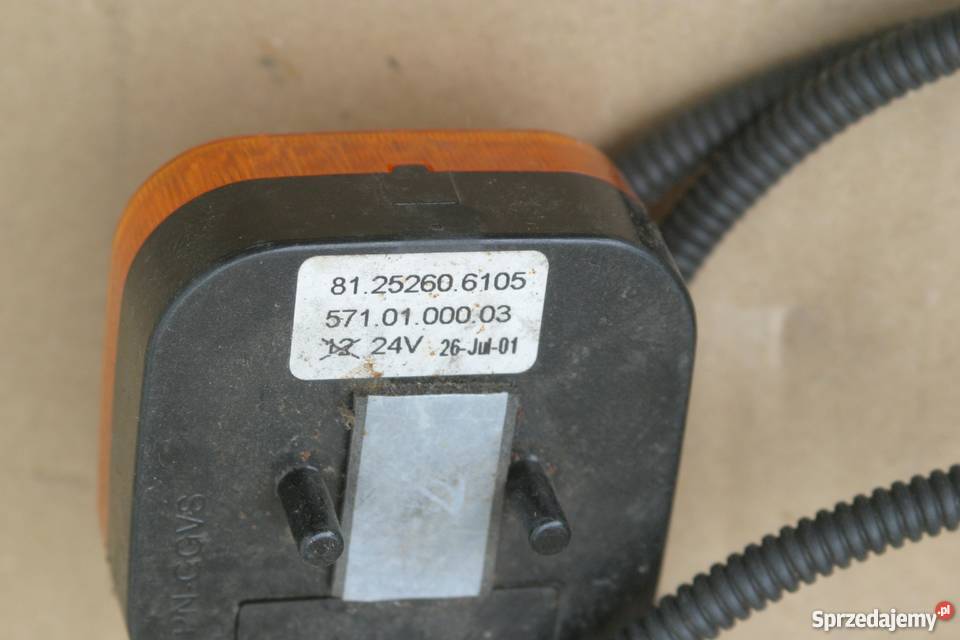 MAN TGA TGL F2000 LAMPKA OBRYSOWA 81252606105 Uniwersalne Motoryzacja lubuskie Bieleń