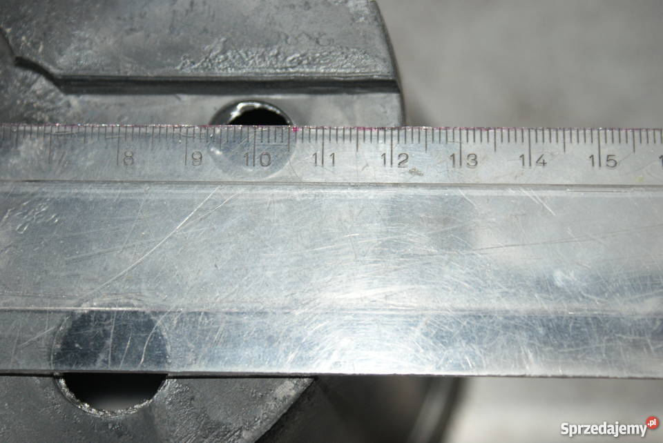 Doniczki produkcyjne 2 litry NOWE 2L 16 okrągłe sprzedam