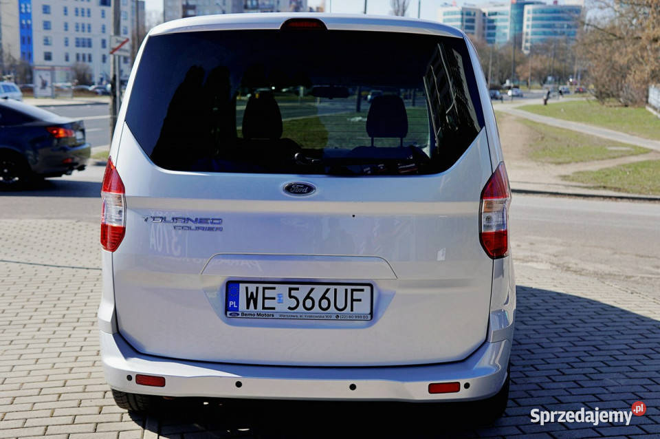 Ford Tourneo Courier salon Polska serwis ASO isofix