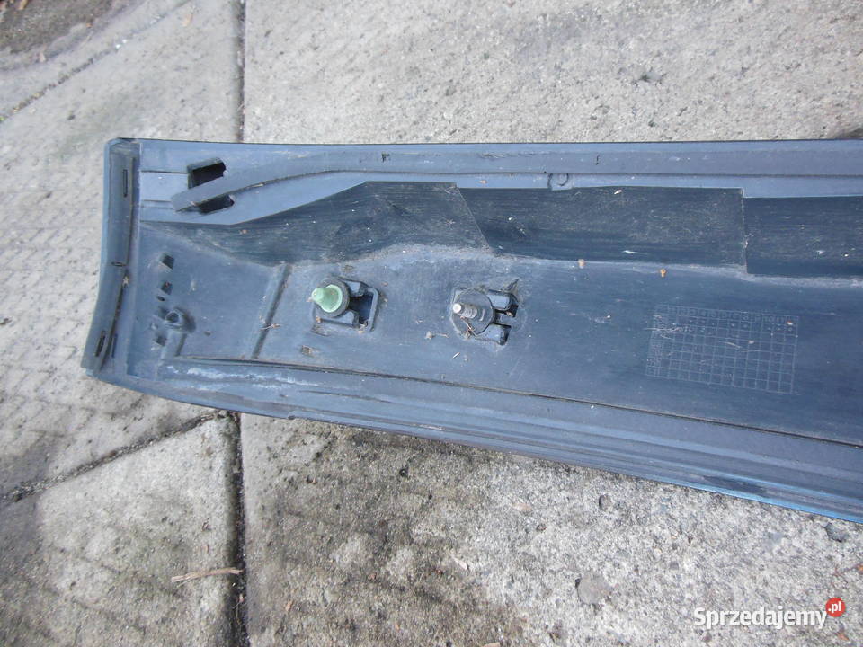 Lotka spoiler klapy bagażnika tył 4L0827933 AUDI śląskie Kozy