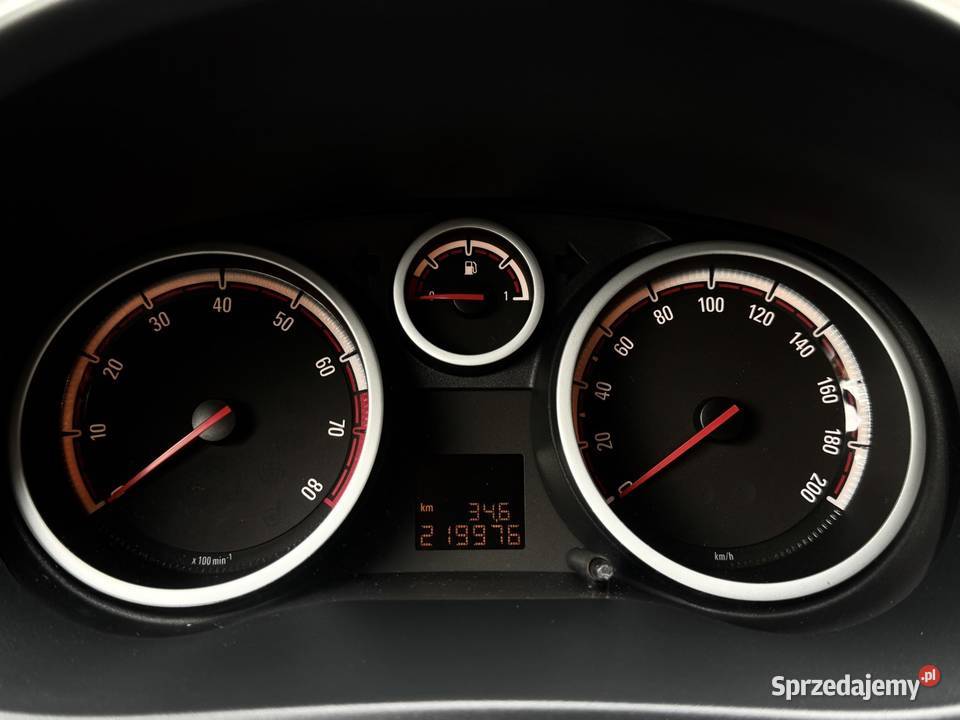Opel Corsa D 14 90 LPG BEZWYPADKOWY Cała w lakier metallic małopolskie Dąbrowa Tarnowska