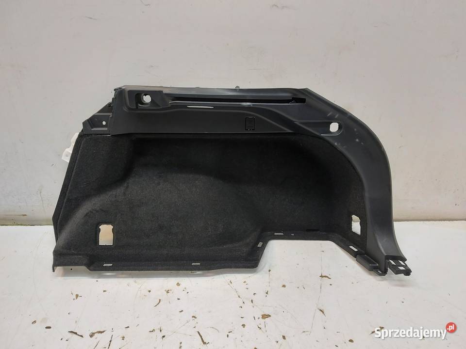 LEXUS RX500H V 5 2023 TAPICERKA BAGAŻNIKA PRAWY sprzedam