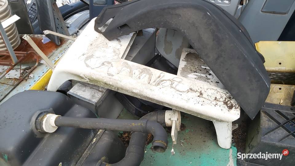 Mercedes ciężarowy nadkola różne i stopnie stare Części do maszyn budowlanych wielkopolskie Przeźmierowo sprzedam