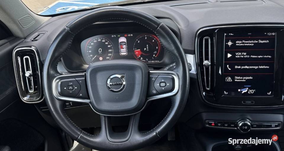 VOLVO XC40 Momentum Pro D3 AWD diesel małopolskie Bochnia