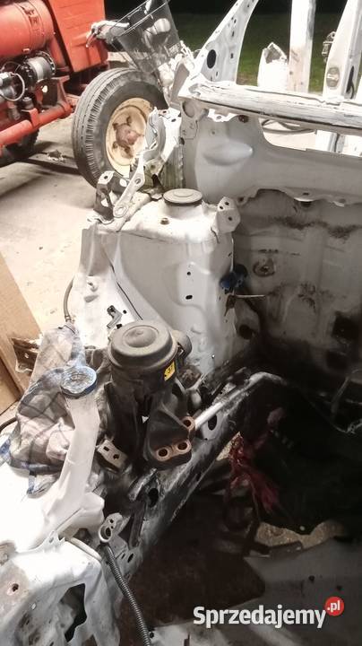 Toyota Yaris błotnik prawylewy podkarpackie Sokołów Małopolski