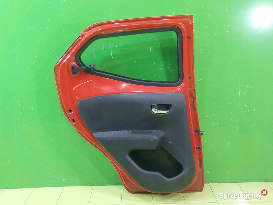 TOYOTA AYGO II 10 VVTI 16r HB 5D drzwi lewe tyl mazowieckie