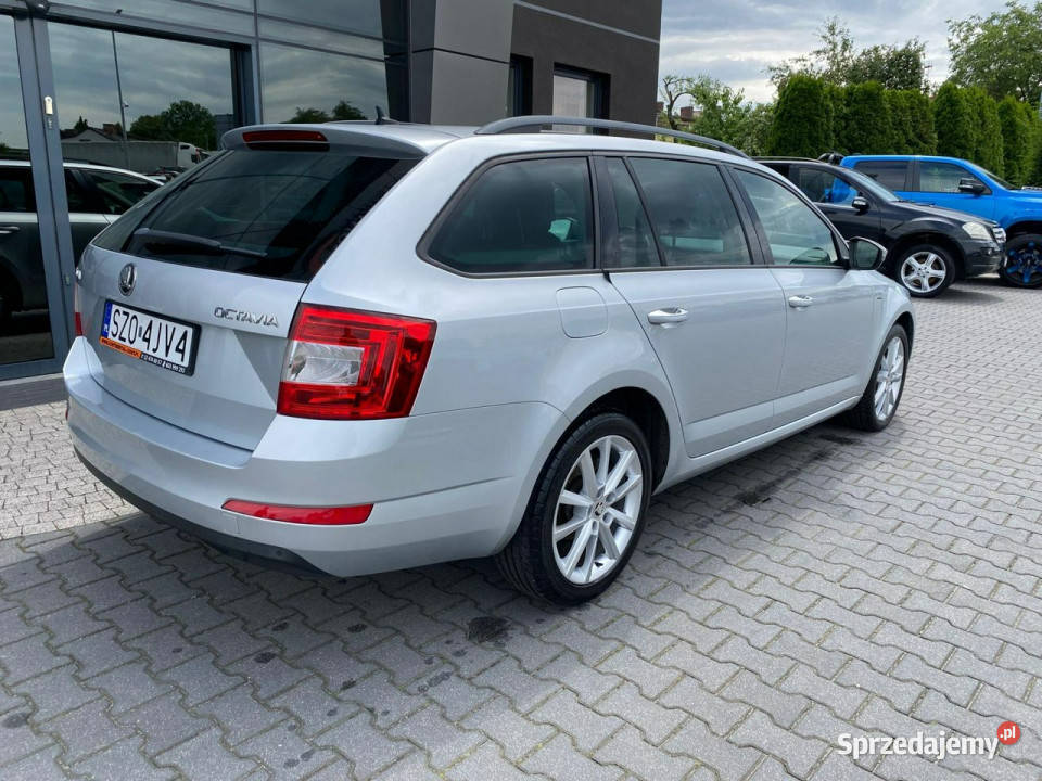 koda Octavia klima ACC multifunkcja tempomat garażowany Żory