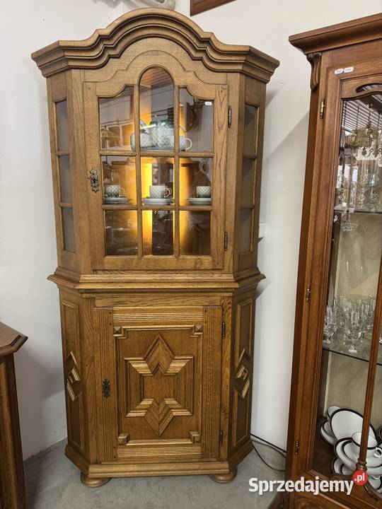 Dębowa witryna rogowa podświetlana Ełk