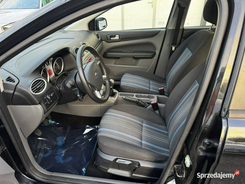 Ford Focus RatyZamiana Gwarancja benzyna zadbany tempomat Ford małopolskie