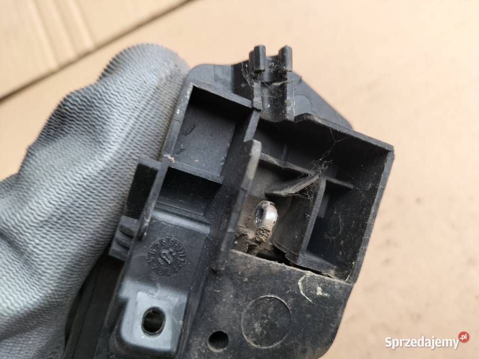AUDI 80 B3 80B3 80B4 80 B4 RĄCZKA KLAMKA lubelskie Kamień-Kolonia