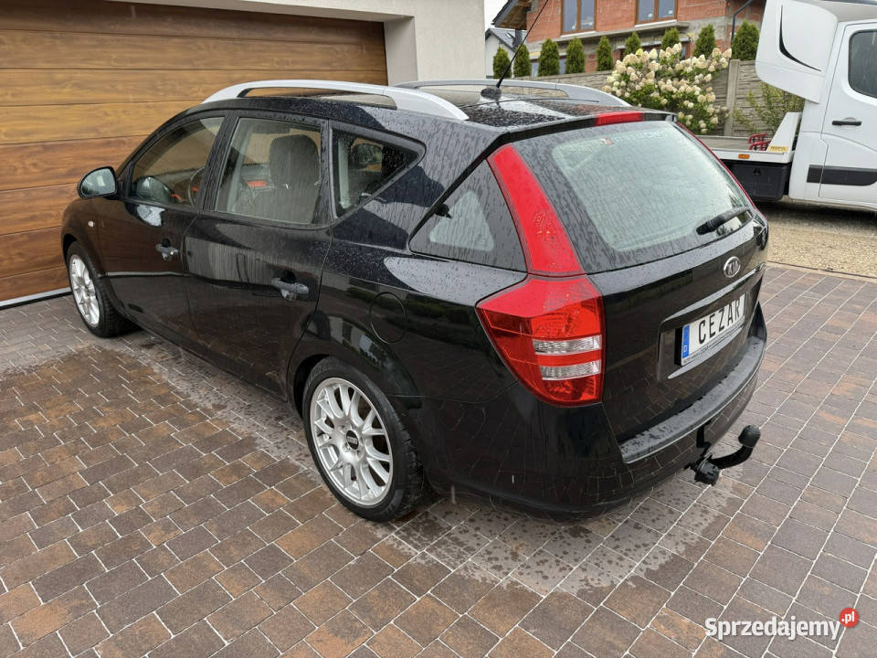 Kia Ceed 14 benzyna bezwypadkowy z Niemiec I ASR (kontrola trakcji) śląskie Konradów sprzedam