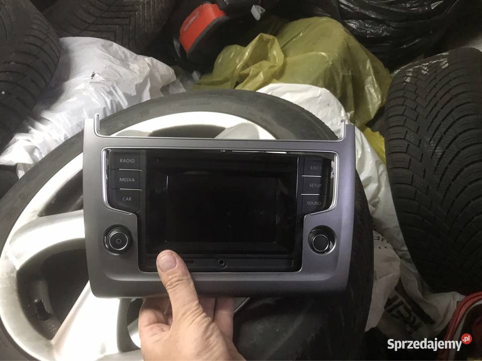 Radi fabryczne polo 5 V 6C0 035 867 B ramka osobowe Pozostałe świętokrzyskie Kielce