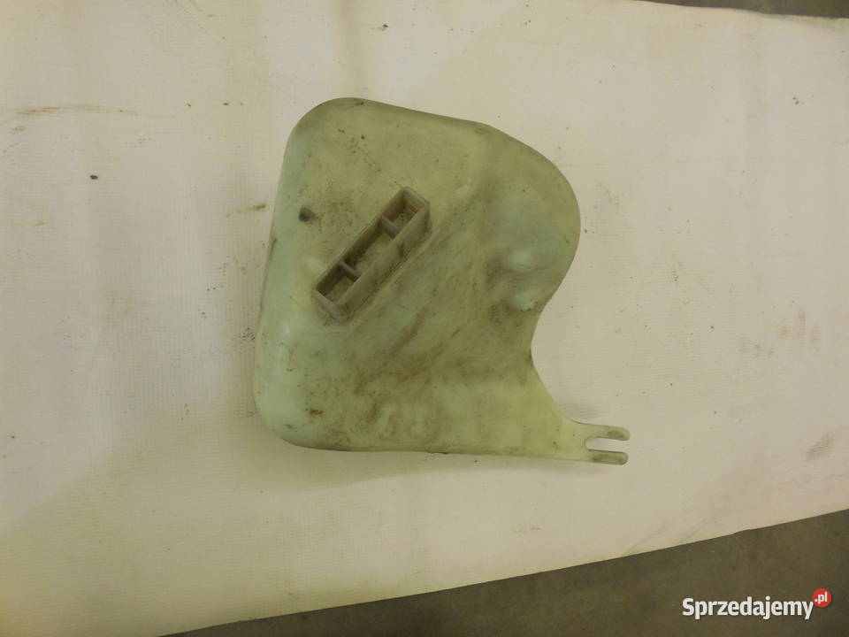 zbiornik zbiorniczek płynu spryskiwaczy bmw e30 małopolskie Trzebinia