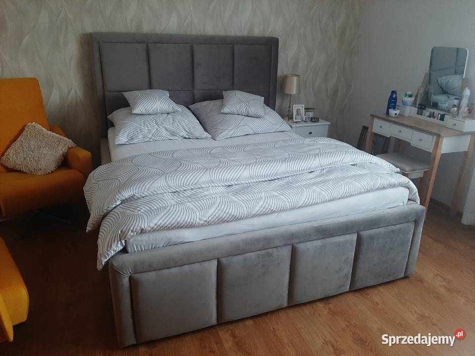 Łóżko tapicerowane łóżko sypialniane z Kępno