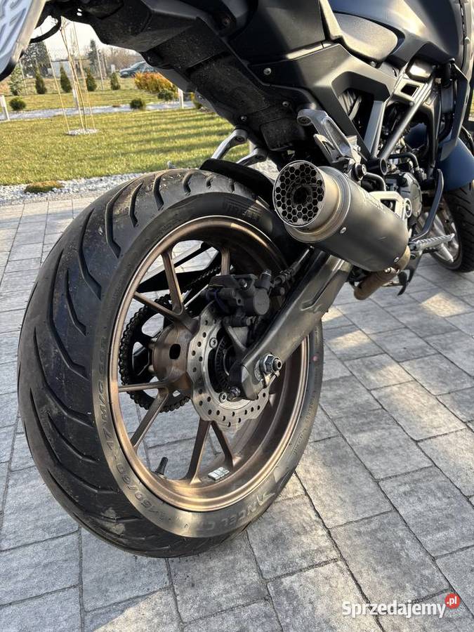 Hondą CB125R 2022r naked Siennica Nadolna