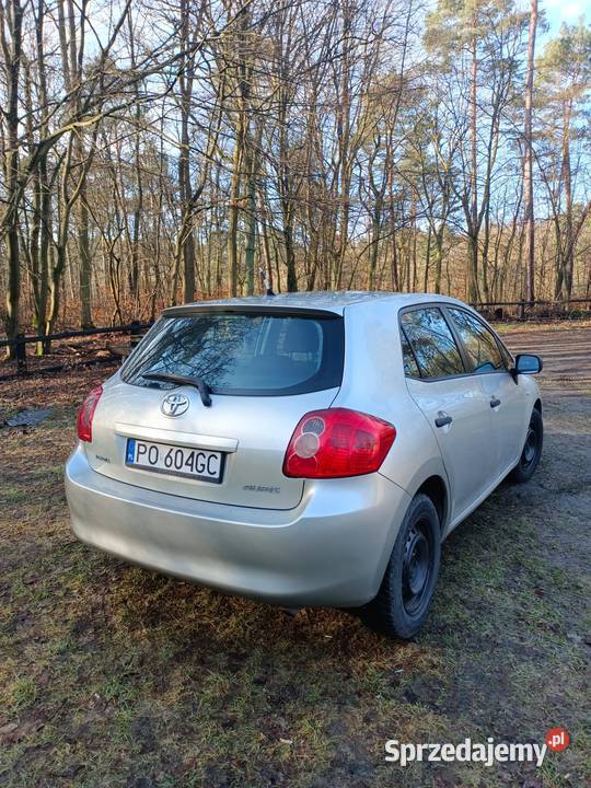 Toyota Auris 14 benzyna klima Salon Polska 90KM Luboń