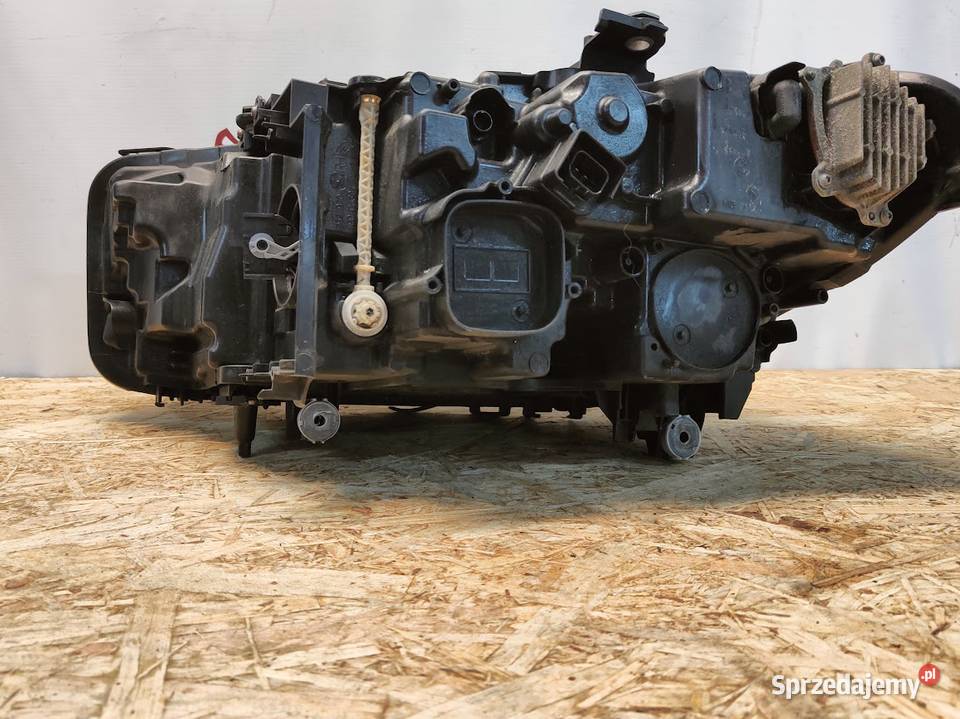 Lampa Prawy Przód Przednia Prawa BMW 5 G30 G31 Pleszew