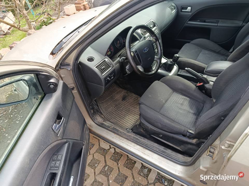 Ford Mondeo 18 benzyna manualna dolnośląskie Olszyna Dolna