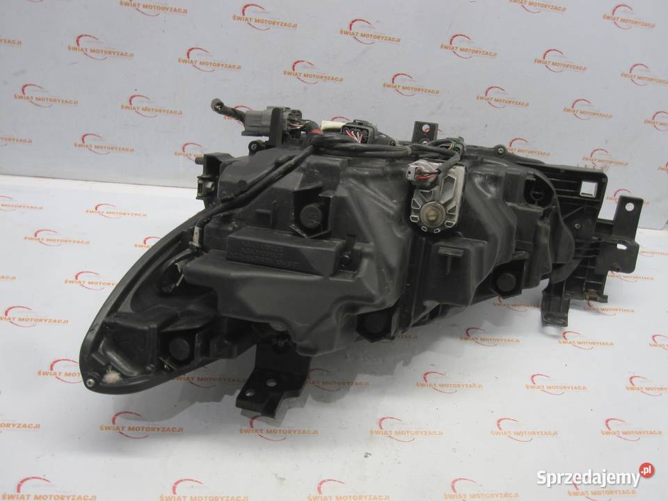 MAZDA 6 III GJ 16r lampa prawa przód 10065041 osobowe sprzedam
