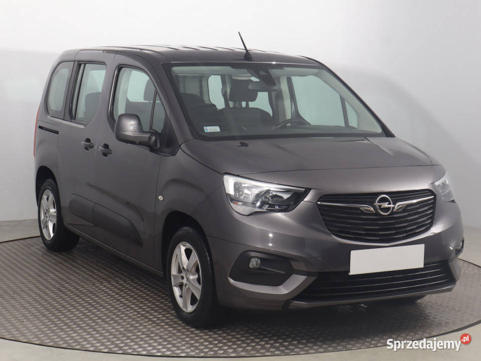 Opel Combo 15 CDTI czujnik parkowania dolnośląskie Bielany Wrocławskie