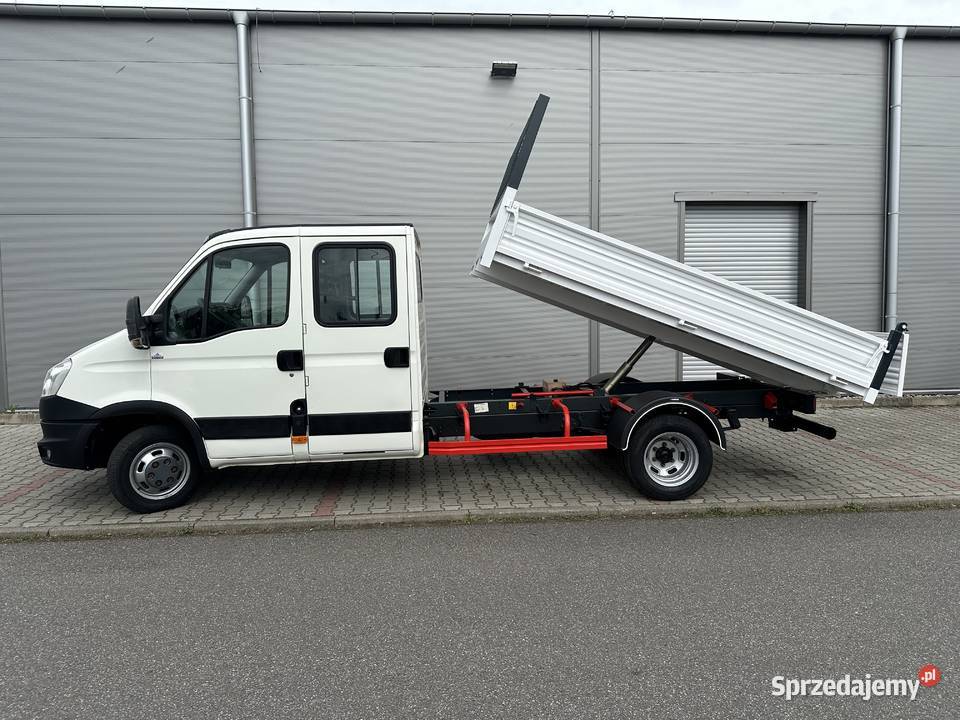 IVECO DAILY 35C13 EURO5 DOKA KIPPER WYWROTKA Rok produkcji 2012 Piekarzew sprzedam