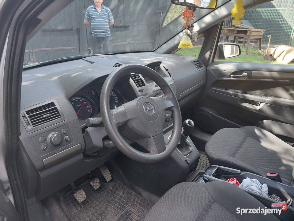 Sprzedam opel zafira 16 LPG Piątek