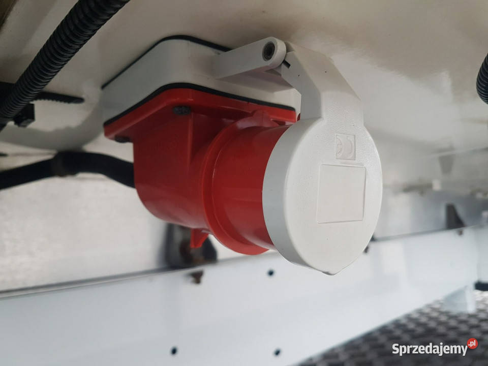 Renault Master 8EP CHŁODNIA MROŹNIA 421x211x201