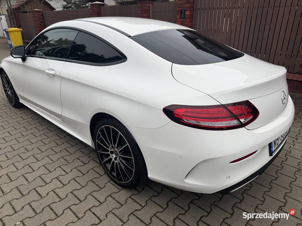 MercedesBenz C 200 AMG 4Matic Iwł Salon 1497cm3 sprzedam