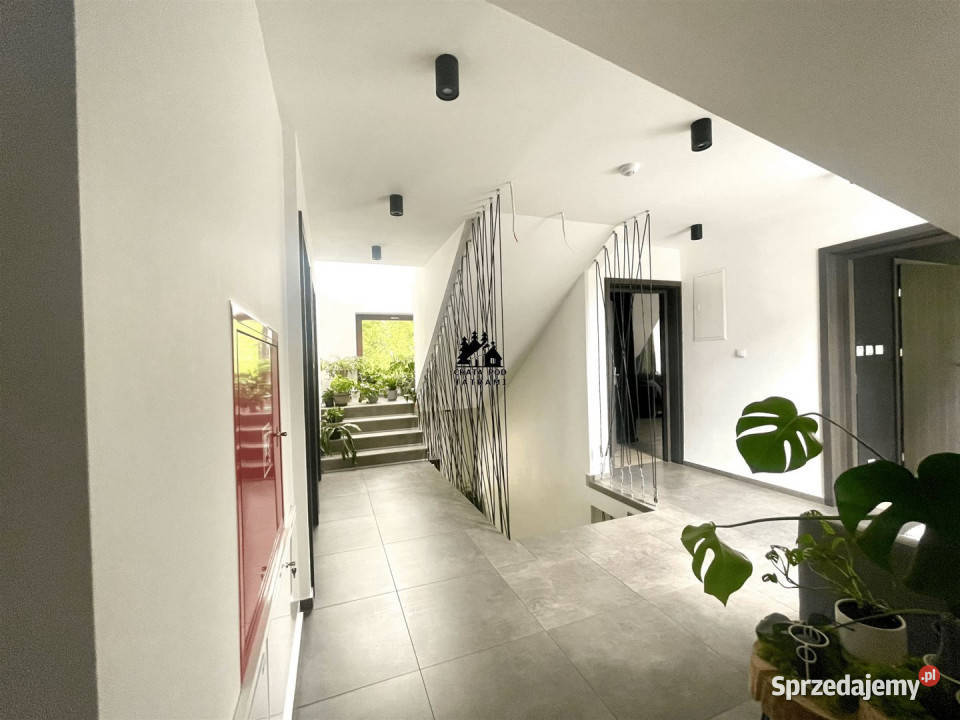 sprzedaży domu wolnostojącego 420 metrów małopolskie Dzianisz