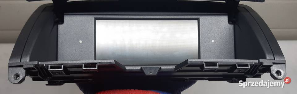 PANEL WYŚWIETLACZ MERCEDES W204 A2048205497 Wyposażenie wnętrza