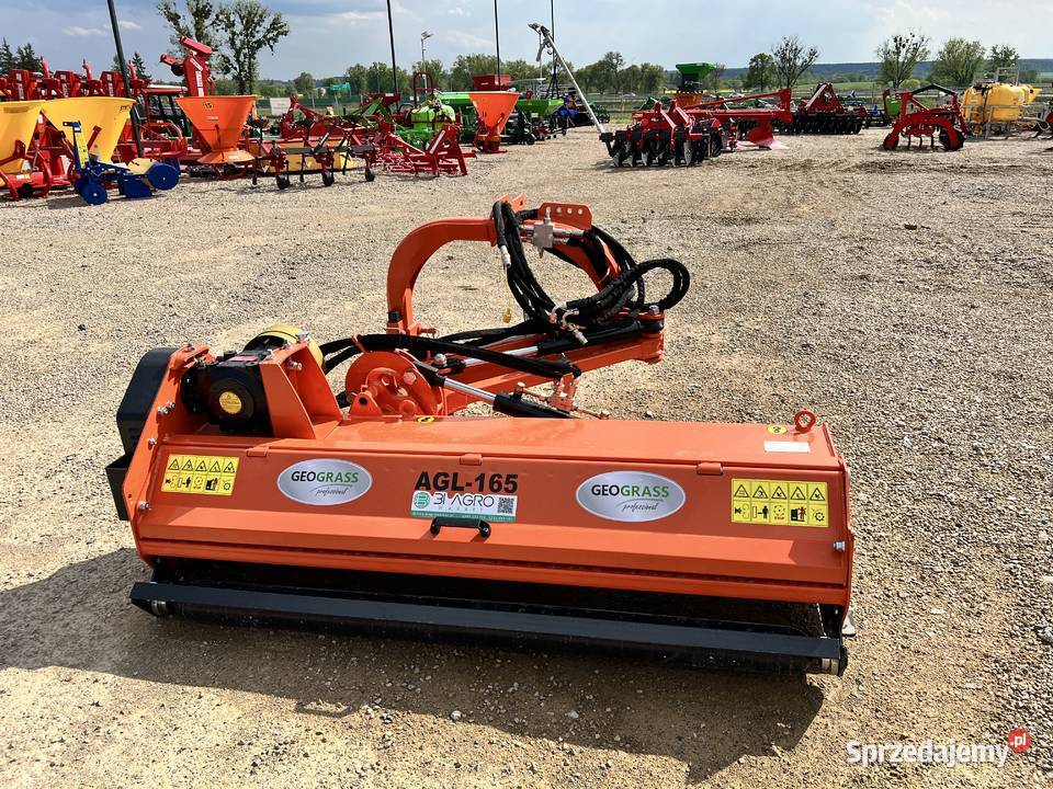 Kosiarka bijakowa boczna na pantografie 105125 mazowieckie Trojanów