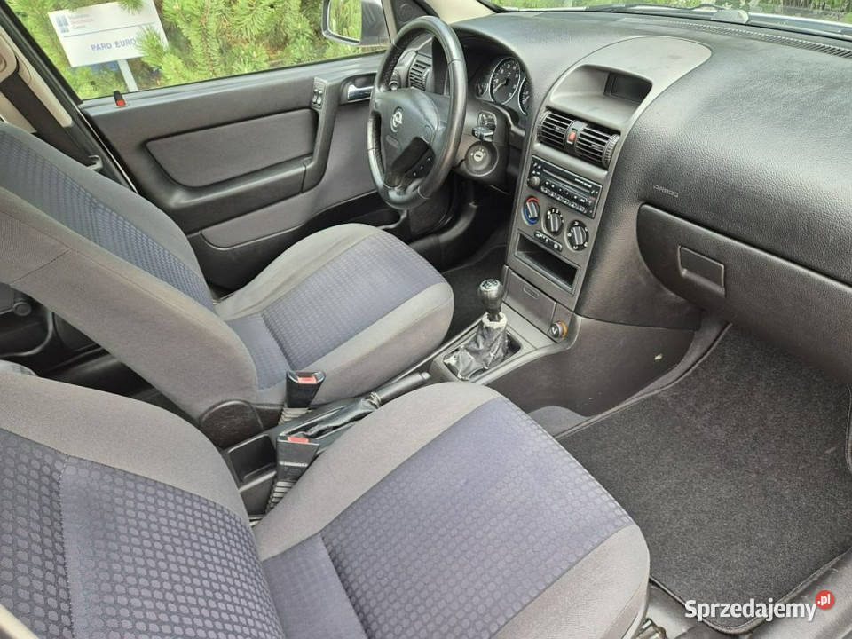 Opel Astra 14 16V benzyna polski salon Warszawa