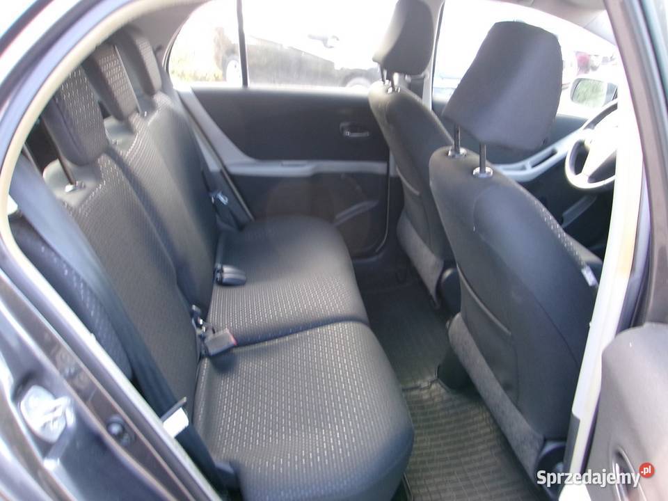 Toyota Yaris Sprowadzona Zarejestrowana stan 68KM Dolna Grupa