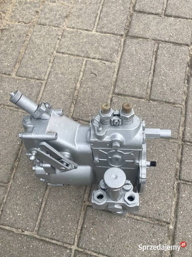 Pompa wtryskowa paliwa Ursus c328 C330 Warszawa sprzedam