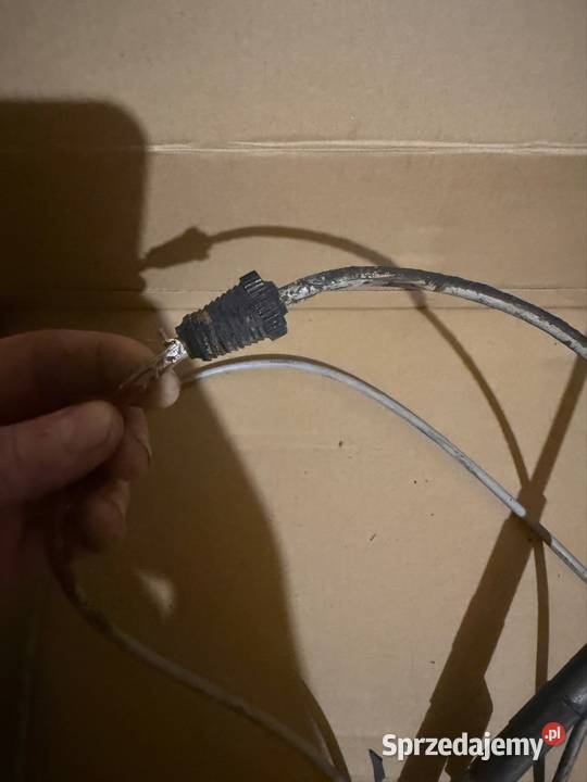 Antena manualna w błotnik BMW e21 Mszana