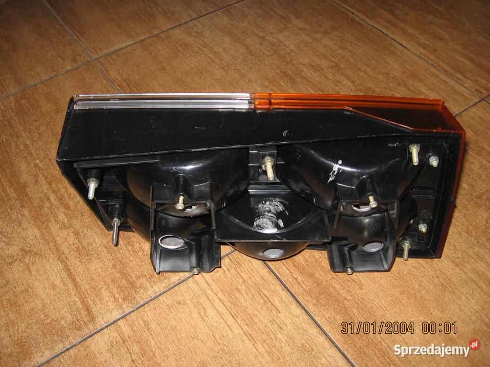 Polonez Borewicz 1979r FSO POLMO Lampa tył Nowa osobowe Przemyśl