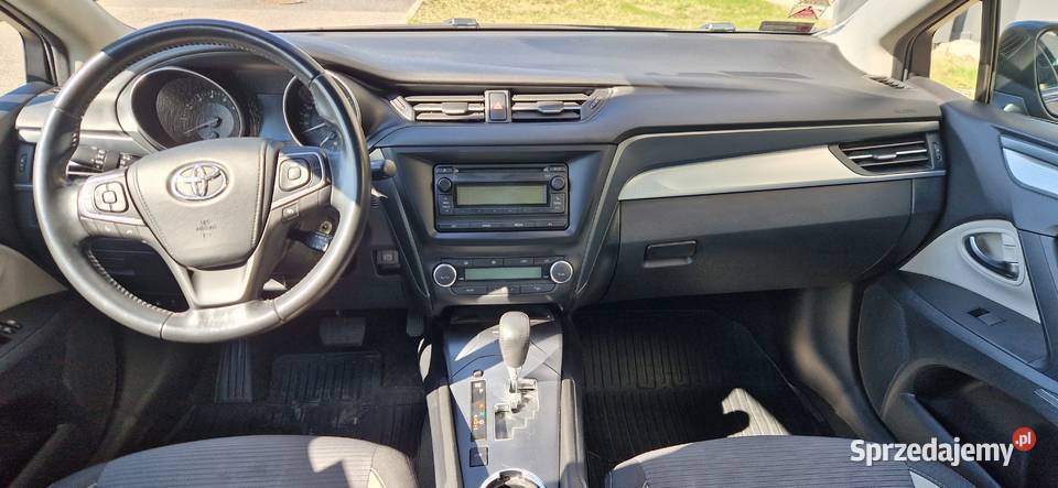 Toyota Avensis 18 aut Comfort Business Edit 1797cm3 sprzedam