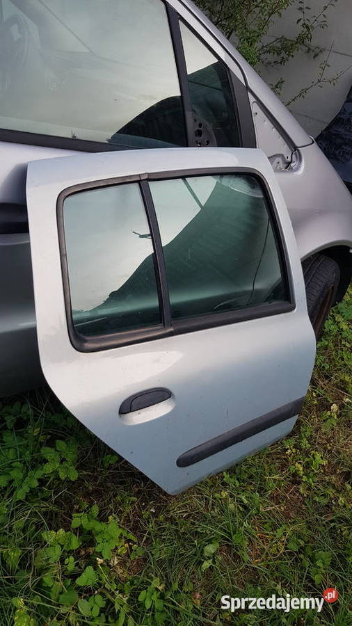 drzwi renault clio II lift tył prawe MV632 części blacharskie Szczecin