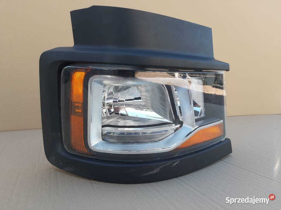 SCANIA R S REFLEKTOR PRAWY H7 WSPORNIK OKULAR lampy przednie Trzciel