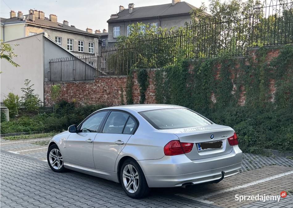 BMW Seria 3 E90 lift titansilber 318D małopolskie Dąbrowa Tarnowska