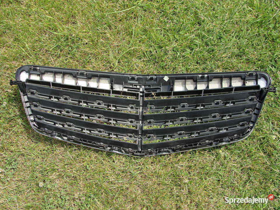 GRILL ATRAPA CHŁODNICY MERCEDES W212 2128800883 Motoryzacja