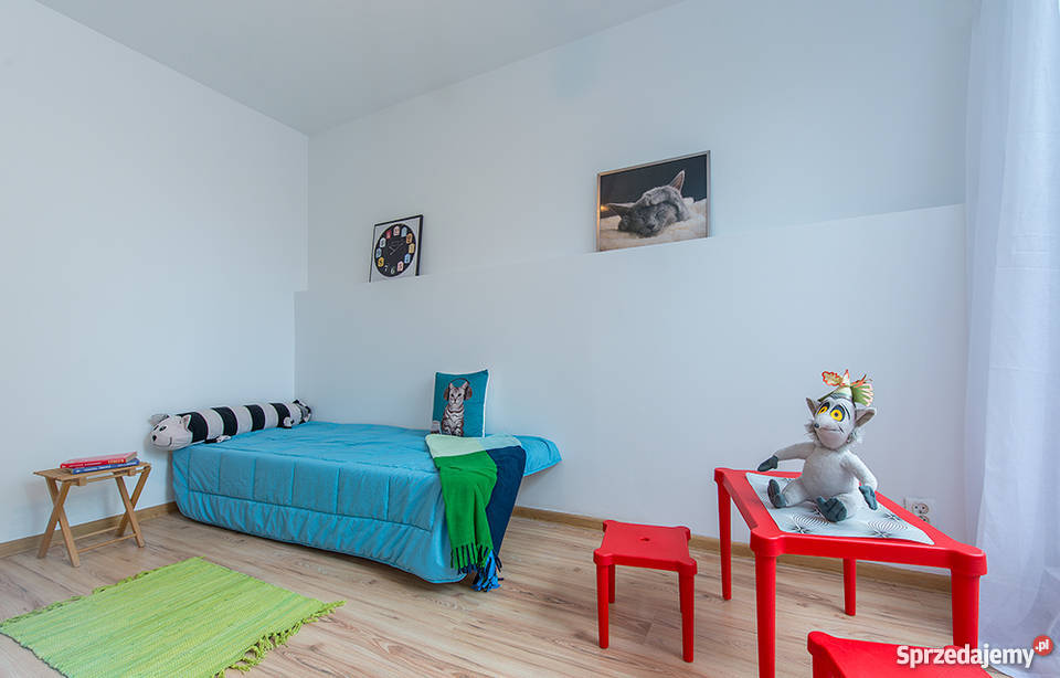 Piękny segment z ogrodem